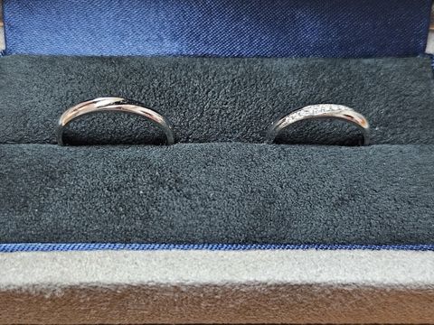 【BRILLIANCE+(ブリリアンスプラス)の口コミ】 婚約指輪との重ねづけや手の形から考えるとストレートのデザインが良かっ…