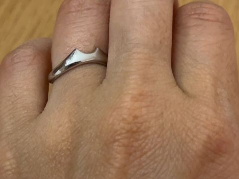 【BIJOUPIKO(ビジュピコ)の口コミ】 婚約指輪のフルオーダーをお願いしたお店で、いろいろ話を聞くうちに、結…