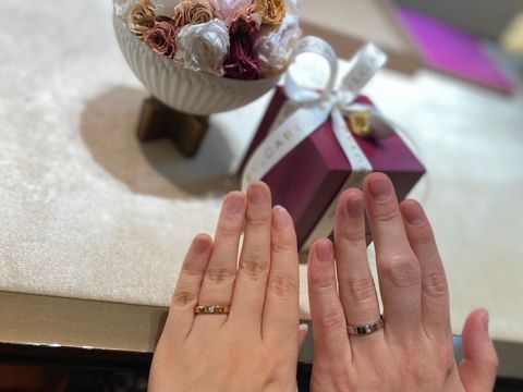 【ブルガリ(BVLGARI)の口コミ】 パーソナルカラーがイエローベースだったので、馴染みのよいピンクゴール…