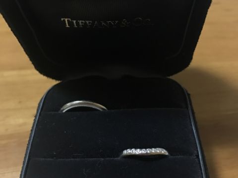 【ティファニー(Tiffany & Co.)の口コミ】 婚約指輪と異なり自分1人の意見では決まらないため、かなりのブランドを見…