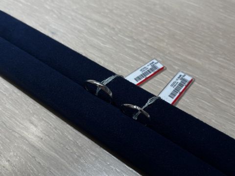 【BONDS(ボンズ)の口コミ】 ウェーブで、お揃い感のあるものを探してました。リングの太さやウェーブ…