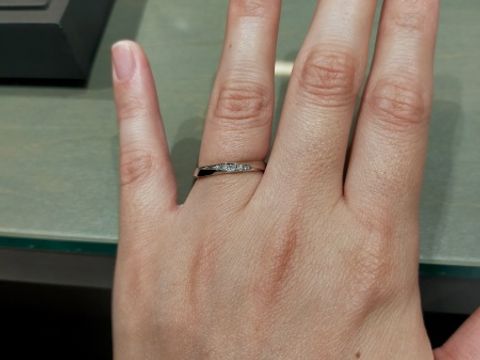 【アイプリモ(I-PRIMO)の口コミ】 手の診断と、好みなどの診断を受けて、出てきたデザインを試着しました。
…