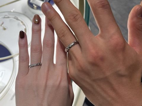 【ショーメ(CHAUMET)の口コミ】 母から老舗の高級店と聞いており、長く人々に愛されるシンプルなデザイン…