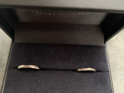【ラザール ダイヤモンド(LAZARE DIAMOND)の口コミ】 ウェーブのような指輪を探してましたが、ストレートの方が長年着けやすい…