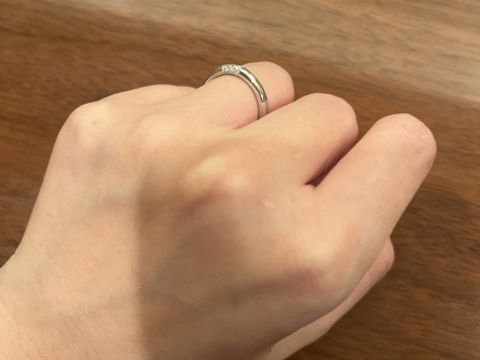 【ラザール ダイヤモンド(LAZARE DIAMOND)の口コミ】 婚約指輪を買わなかったので、結婚指輪に少しだけゴージャスな雰囲気も兼…