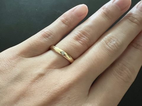 【ティファニー(Tiffany & Co.)の口コミ】 年齢を重ねてもつけ続けられるように太めのストレート、ゴールドを選びま…