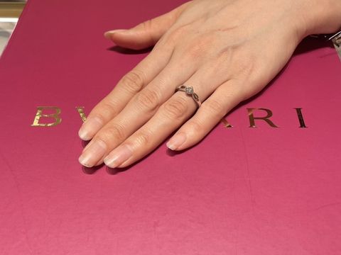 【ブルガリ(BVLGARI)の口コミ】 こちらのものは同じct数でもダイヤが大きく見え、しかもキラキラしている…