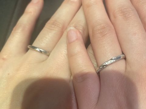 【エクセルコダイヤモンド(EXELCO DIAMOND)の口コミ】 プラチナのストレートで探していました。
ダイヤとプラチナがどちらも楽し…