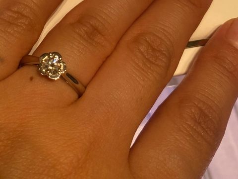 【シャネル(CHANEL)の口コミ】 伝統あるCHANELでの指輪を見に行きました。私がCHANELが大好きなこともあ…