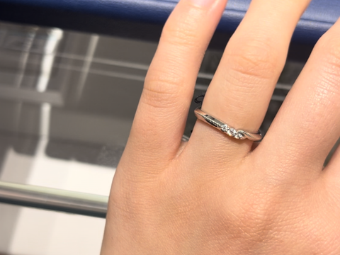 【エクセルコダイヤモンド(EXELCO DIAMOND)の口コミ】 アフターケアが充実しているかどうかは指輪を決める際にかなり検討しまし…