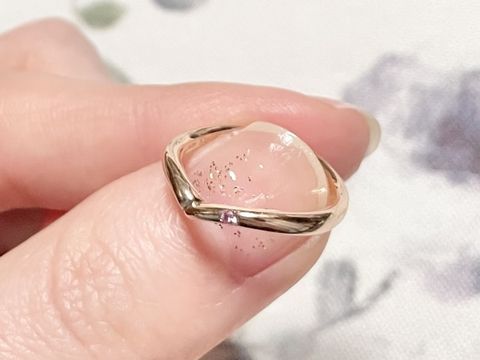 【TRECENTI(トレセンテ)の口コミ】 ピンクゴールドに変更しピンクサファイアを1石入れています。とにかく可愛…