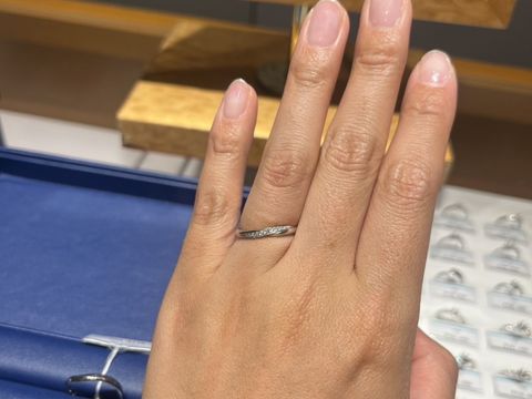 【銀座ダイヤモンドシライシの口コミ】 初めて指輪を探しに行ったお店がダイヤモンドシライシでした。初めの印象…
