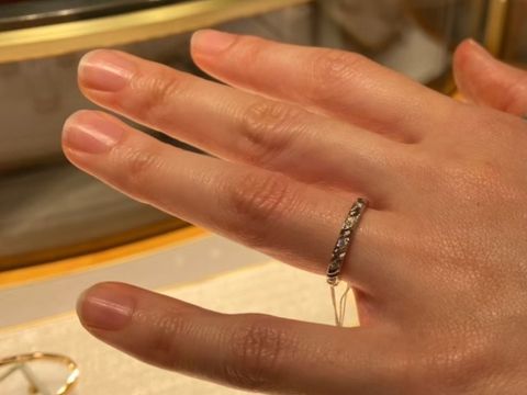 【ショーメ(CHAUMET)の口コミ】 theショーメという感じの王道リングです。付け心地もよく、手に馴染みます…