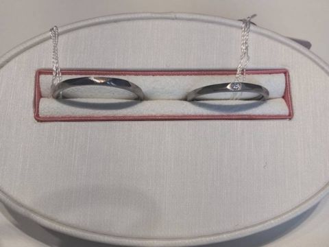 【nocur(ノクル)の口コミ】 シンプルでつけやすい指輪を探しており、細身の指輪を検討していた時に試…