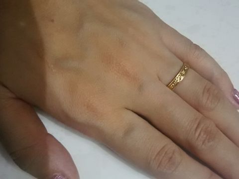 【TAKE-UP(テイクアップ)の口コミ】 優しいお色のピンクゴールドで、最初見たとき、何かの石が入っててキラキ…