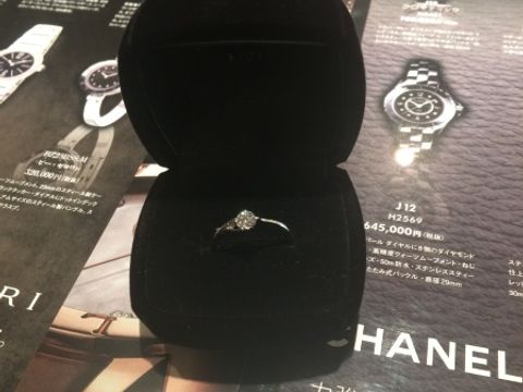 【JEWELRY  KAMATA(ジュエリーかまた)の口コミ】 どのようなものを選べば彼女が気にいるかが分からず、自分が良いと思うも…