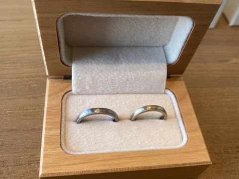 【uchimari(ウチマリ)の口コミ】 指輪の凹凸を自分でデザインできたり、内側の刻印に手書きの絵を入れたり…