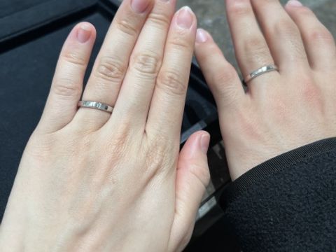 【ティファニー(Tiffany & Co.)の口コミ】 日常で着けていても邪魔にならないものを探していました。またペアデザイ…