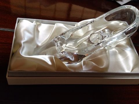 【銀座ダイヤモンドシライシの口コミ】 はじめはウェーブのかかったものを探していましたが、何店舗か見てまわる…