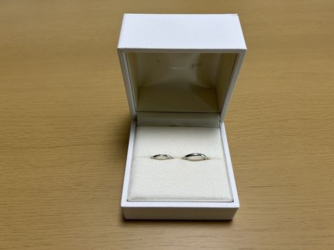 【Promise Ring(プロミスリング)の口コミ】 ダイヤモンドが5つ連なっているにも関わらずギラギラしていなくて、長年着…