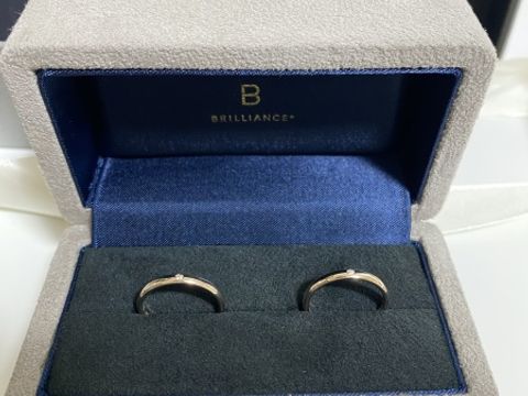 【BRILLIANCE+(ブリリアンスプラス)の口コミ】 飽きのこないシンプルなデザインが良いと思い、オーバルにしました。色は…