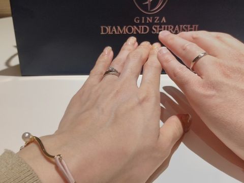 【銀座ダイヤモンドシライシの口コミ】 以前、婚約指輪を購入していました。
元々セットリングとして考えていまし…