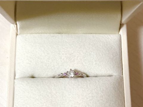 【RosettE(ロゼット)の口コミ】 デザインは一見オーソドックスですが、細かいあしらいで全体的にガーリー…