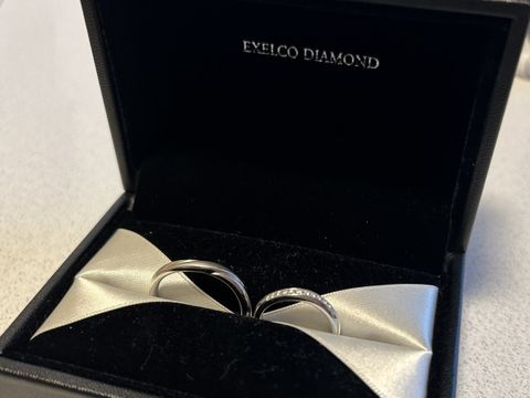 【エクセルコダイヤモンド(EXELCO DIAMOND)の口コミ】 デザインがとても好みだったことが決めてになりました！
普段職業柄結婚指…