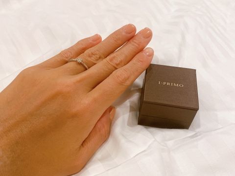 【アイプリモ(I-PRIMO)の口コミ】 シンプルなデザインですが、身につけている時も飾っている時もダイアモン…