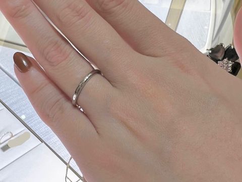 【カルティエ(Cartier)の口コミ】 シンプルな結婚指輪にするならカルティエと決めていたので試着に伺いまし…