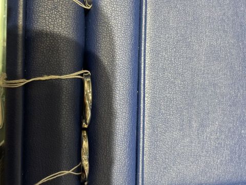 【銀座ダイヤモンドシライシの口コミ】 ストレートタイプでデザインがあるものを探していました。たくさんの指輪…