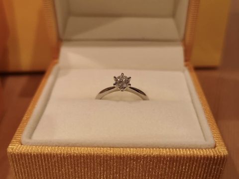 【ケイウノ ブライダル(K.UNO BRIDAL)の口コミ】 両家からダイヤの指輪を譲り受け、リフォームできるブランドを探していま…
