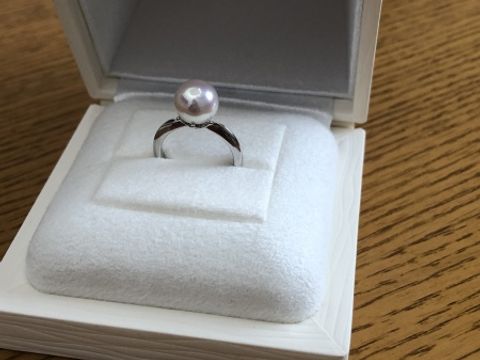 【MIKIMOTO(ミキモト)の口コミ】 エンゲージリングはダイヤモンドが主流かと思いますが、昔から真珠が好き…