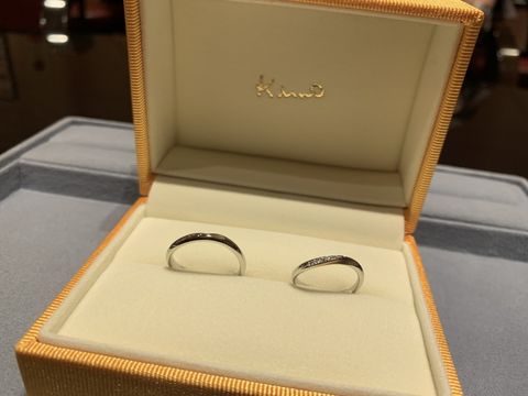 【ケイウノ ブライダル(K.UNO BRIDAL)の口コミ】 自分自身が気に入ったウェーブタイプのリングで、指が細く見えます。また…
