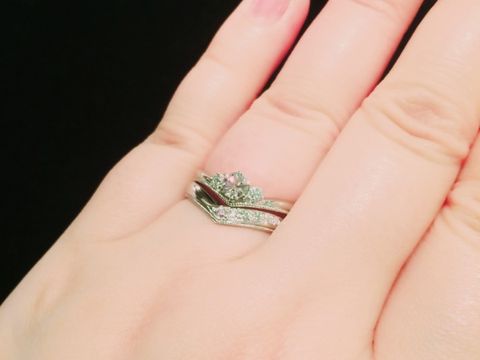 【JEWELRY  KAMATA(ジュエリーかまた)の口コミ】 他店も色々見て検討しましたが、ここが1番ダイヤが安かったです。デザイン…