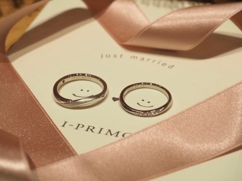 【アイプリモ(I-PRIMO)の口コミ】 ノクターナルの指輪は、リングが太めで男性の指でも存在感があり大人らし…