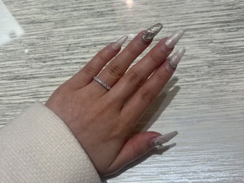 【TRECENTI(トレセンテ)の口コミ】 エタニティリングは洋服などに引っ掛かってしまったりしやすいですが、こ…