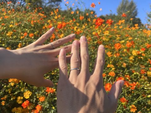 【ケイウノ ブライダル(K.UNO BRIDAL)の口コミ】 シンプルだけどウェーブデザインになっており、2つ合わせるとハートになり…