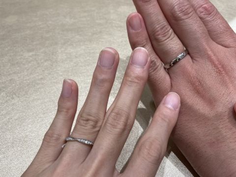 【シャネル(CHANEL)の口コミ】 シャネルらしいカメリアのデザインがすごく可愛かったです。細めのリング…