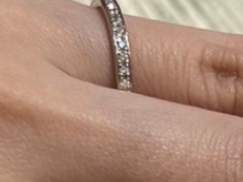 【ケイウノ ブライダル(K.UNO BRIDAL)の口コミ】 指輪のデザインはハーフエタニティリングを目的に行ったので、ハーフエタ…