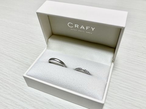 【CRAFY(クラフィ)の口コミ】 p950の甲丸ストレートデザイン。
2本セットで26万円弱。

彼はハーフのみ…