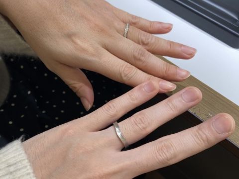 【ラザール ダイヤモンド(LAZARE DIAMOND)の口コミ】 銀座周辺でブランド力があるという点で試着に行きました。
実際、アメリカ…