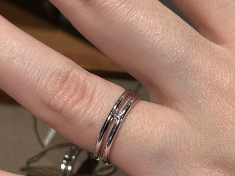 【エルメス(HERMES)の口コミ】 エルメスで有名な結婚指輪のデザイン。ただ確かもうあまり在庫がなかった…