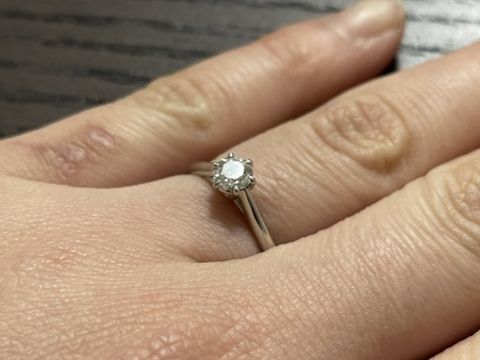 【銀座ダイヤモンドシライシの口コミ】 指環のイメージとして、おとぎ話の締めの言葉で使われる、いつまでも幸せ…