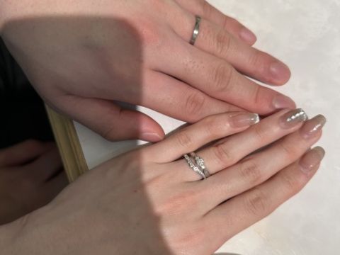 【BIJOUPIKO(ビジュピコ)の口コミ】 ハーフエタニティかつ、少しデザインが入ったものを探していました。この…