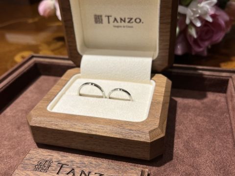【TANZO.(鍛造指輪)の口コミ】 毎日つけるので飽きがこないシンプルなデザイン、婚約指輪など他の指輪と…