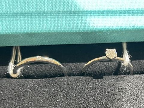 【ティファニー(Tiffany & Co.)の口コミ】 細身でシンプルなデザインです。重ね付けしても幅を取りすぎないところが…