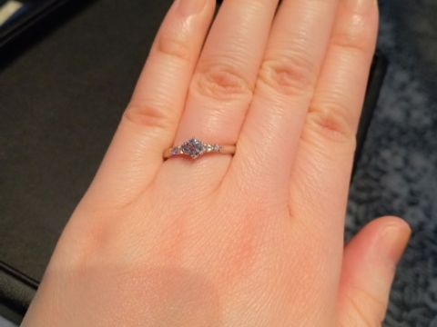 【銀座ダイヤモンドシライシの口コミ】 とても綺麗で華やかでありながら最大のきらびやかさの手前ぐらいにしたい…