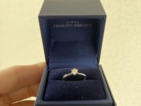 【銀座ダイヤモンドシライシの口コミ】 ダイヤモンドが最高級と言われており、とてもキラキラしていて相手に渡す…