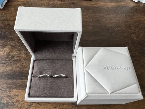 【TOWA(永遠)の口コミ】 いろんなブランド・デザインがある中で選ぶのは大変でしたが…
とて…